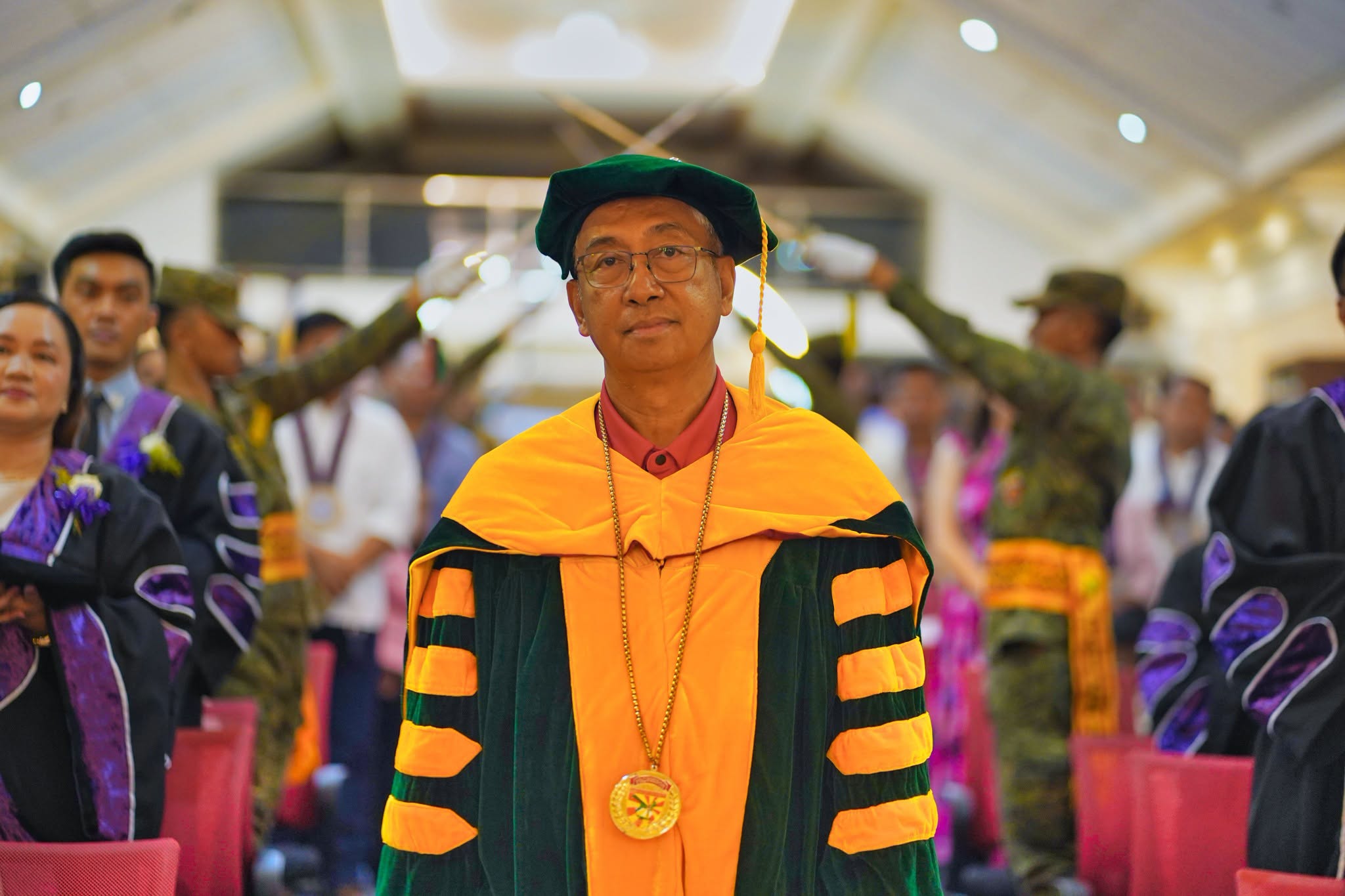 24TH-GRAD-COL-PHOTOSET photo 96